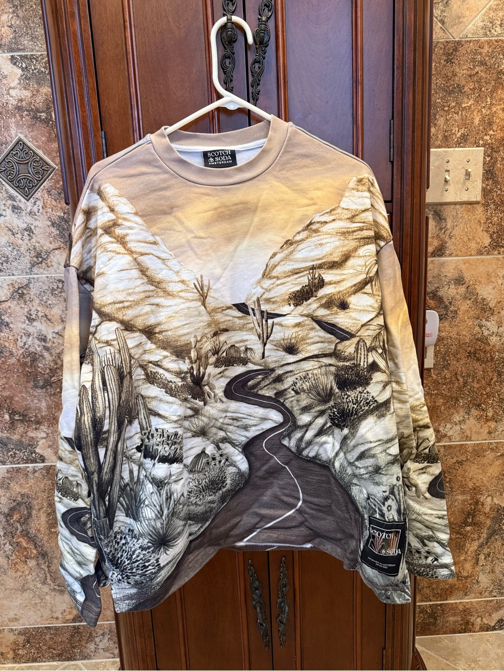 Scotch & Soda Desert Roadscape Graphic Crewneck - Beige, Brown